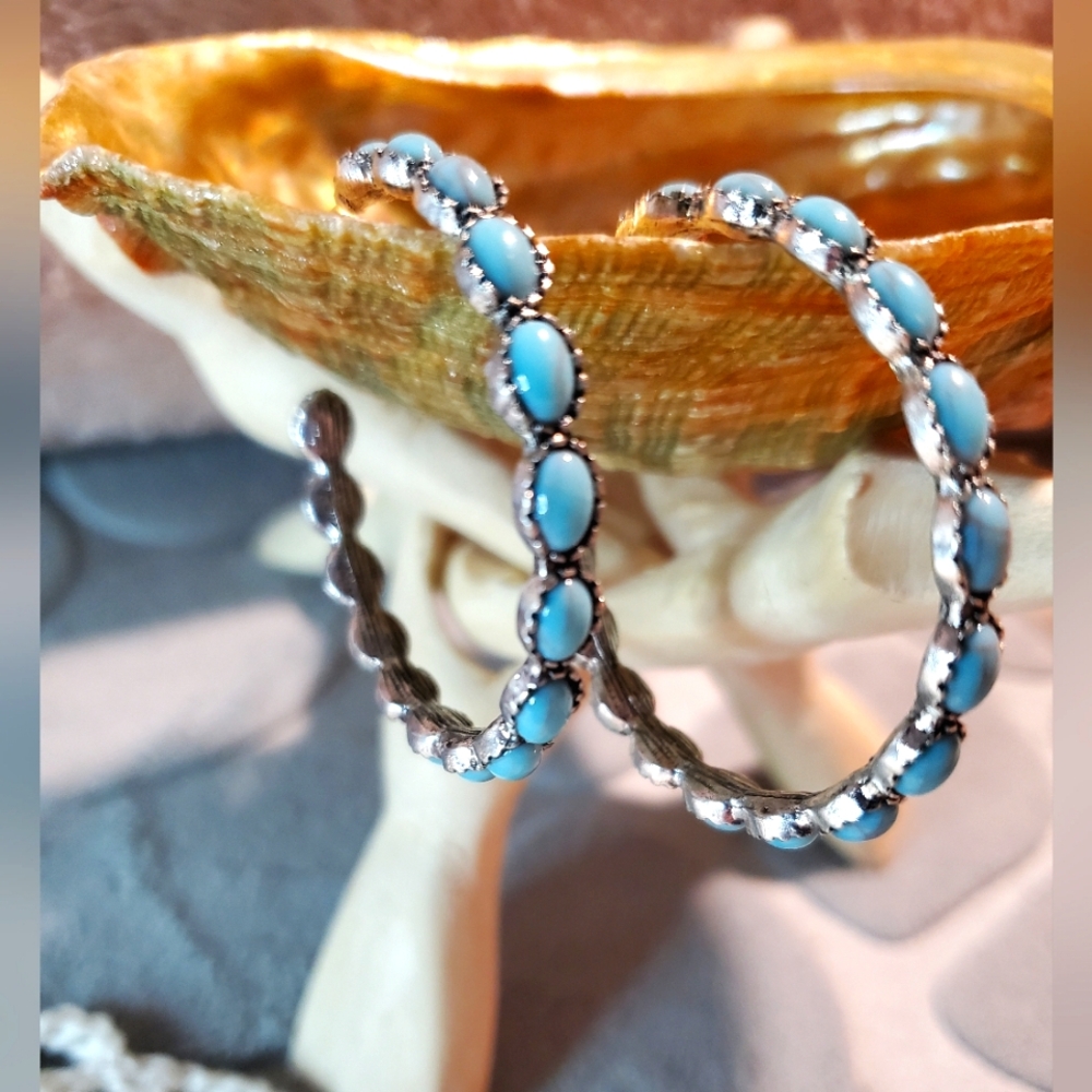 Turquoise Blue hoops